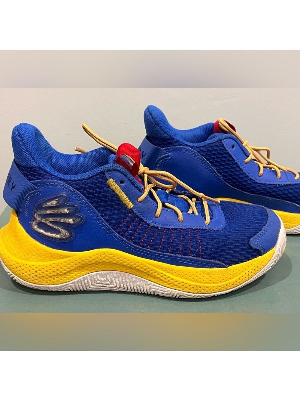 Under Armour Youth 4.5 Curry 3Z7 Basketball Shoes - Picture 10 of 12